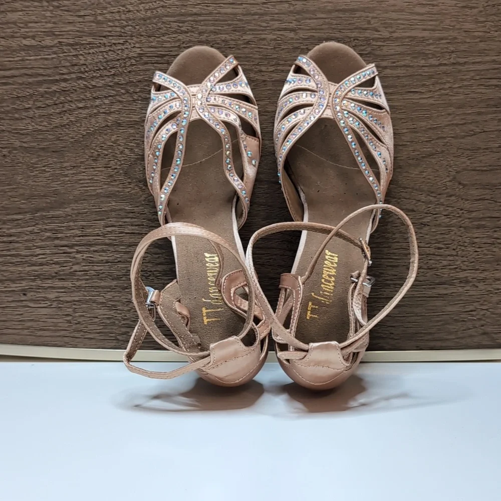 Nude Heels with Ankle Strap - Picture 3 of 9